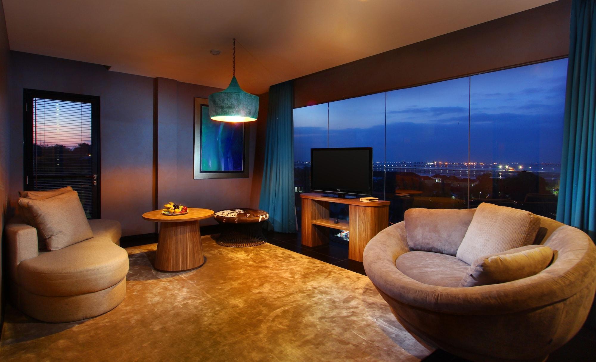 อมารูสซา สวีท บาหลี Hotel นูซาดูอา ภายนอก รูปภาพ