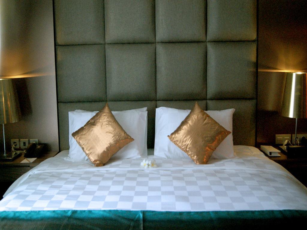 อมารูสซา สวีท บาหลี Hotel นูซาดูอา ภายนอก รูปภาพ