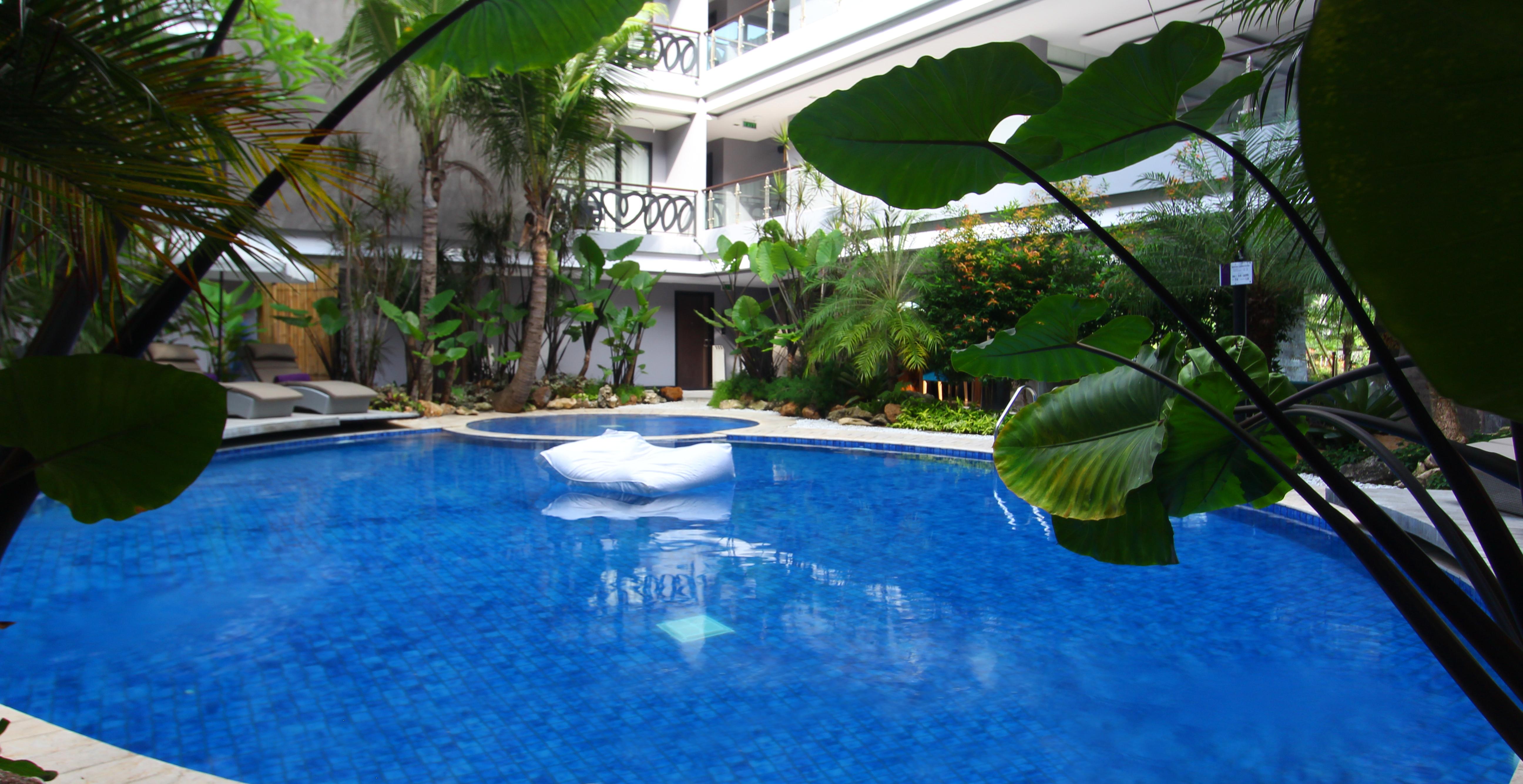 อมารูสซา สวีท บาหลี Hotel นูซาดูอา ภายนอก รูปภาพ