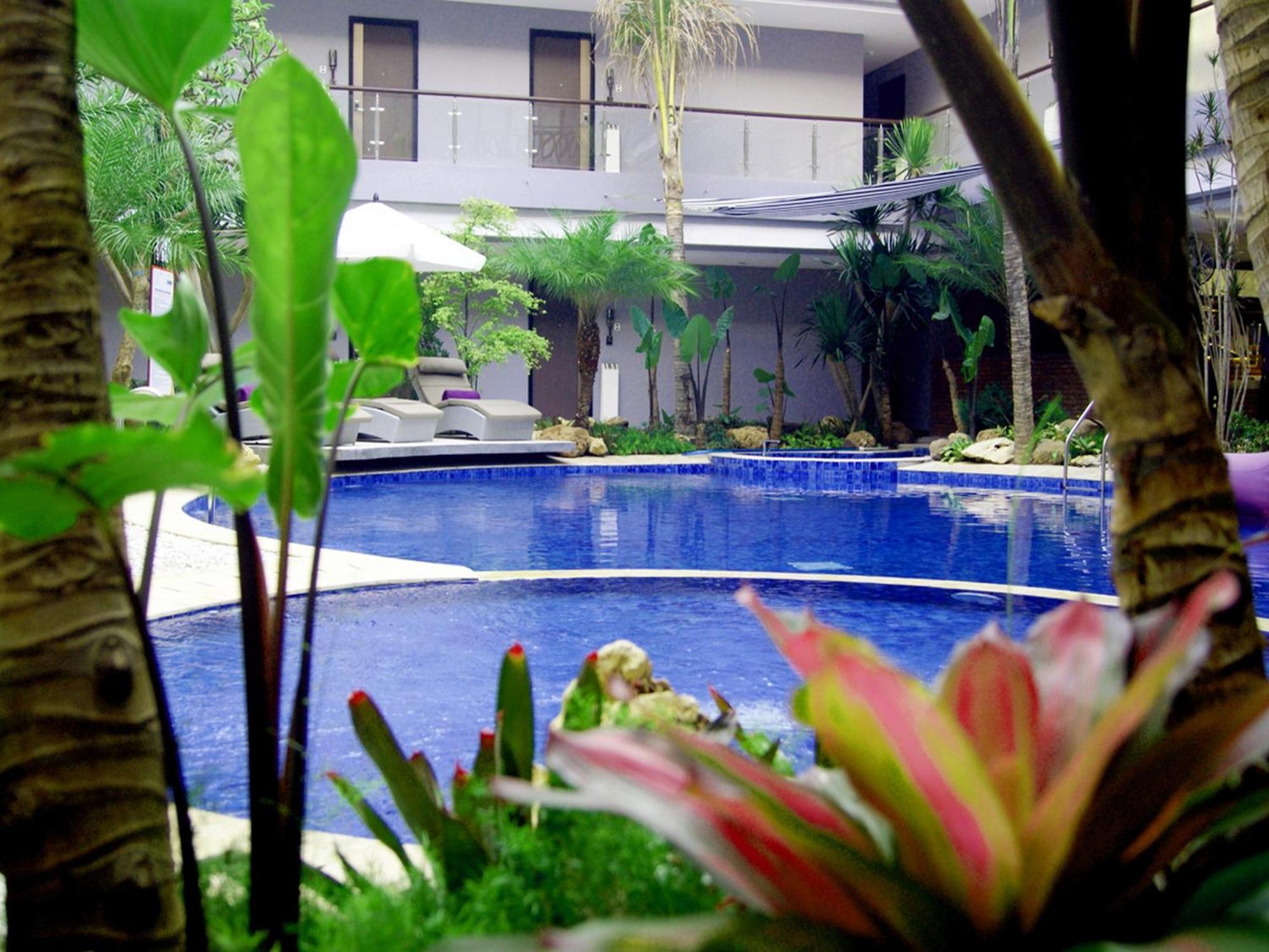 อมารูสซา สวีท บาหลี Hotel นูซาดูอา ภายนอก รูปภาพ