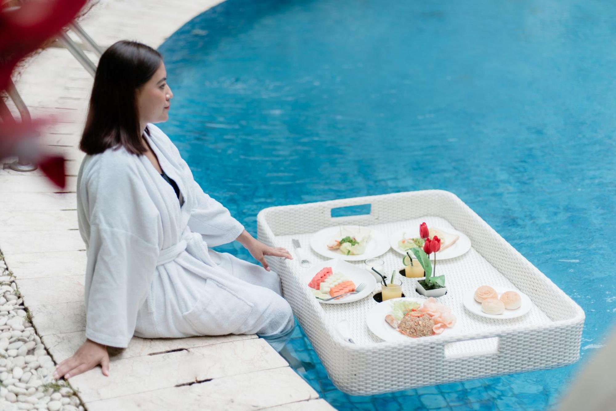 อมารูสซา สวีท บาหลี Hotel นูซาดูอา ภายนอก รูปภาพ