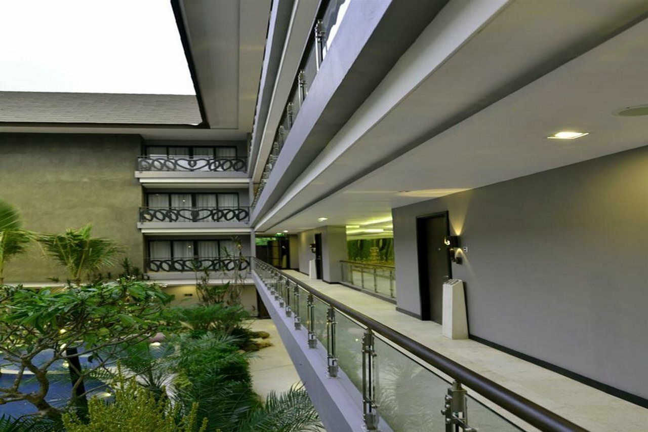 อมารูสซา สวีท บาหลี Hotel นูซาดูอา ภายนอก รูปภาพ